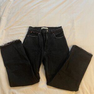 Abercrombie Ultra High Rise Ankle Straight Jeans (24S)